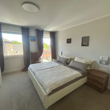 דירה Grosszuegiges Design-apartment Nahe Koeln - Balkon Und Parkplatz פולהיים