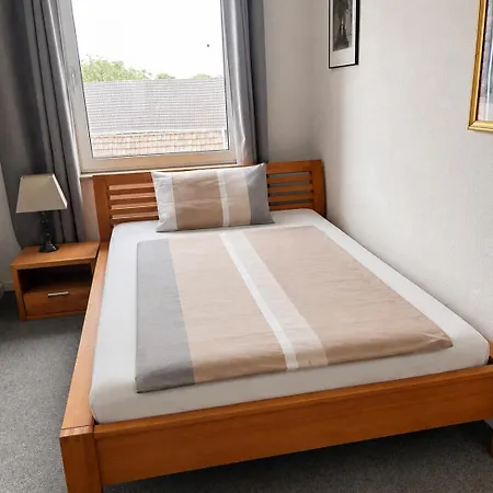 Grosszuegiges Design-apartment Nahe Koeln - Balkon Und Parkplatz דירה *