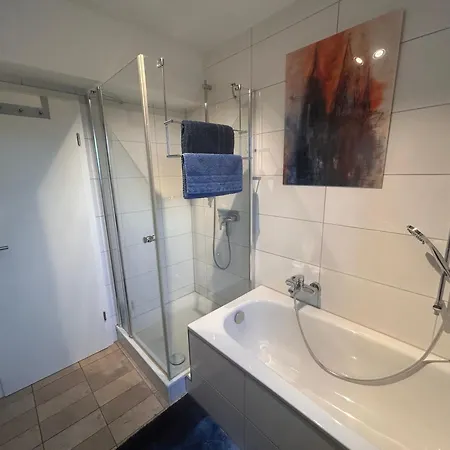 Grosszuegiges Design-apartment Nahe Koeln - Balkon Und Parkplatz דירה *