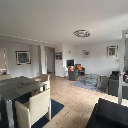 Grosszuegiges Design-apartment Nahe Koeln - Balkon Und Parkplatz * פולהיים